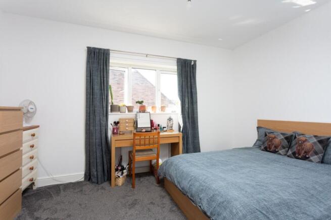 2 bed House for sale Image 4