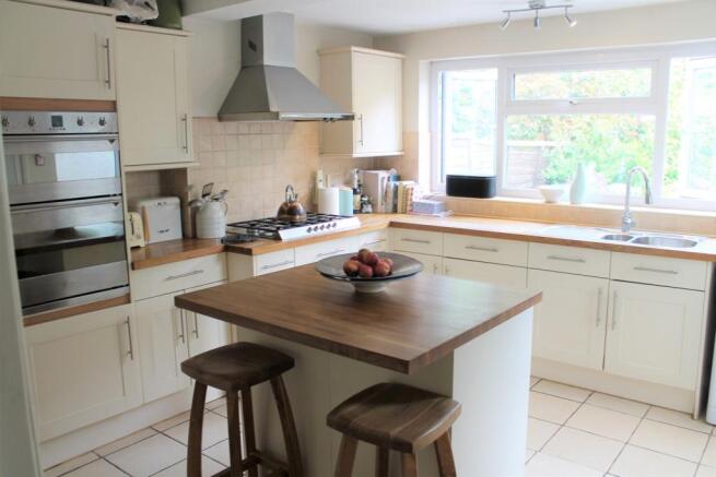 Kitchen / Breakfast