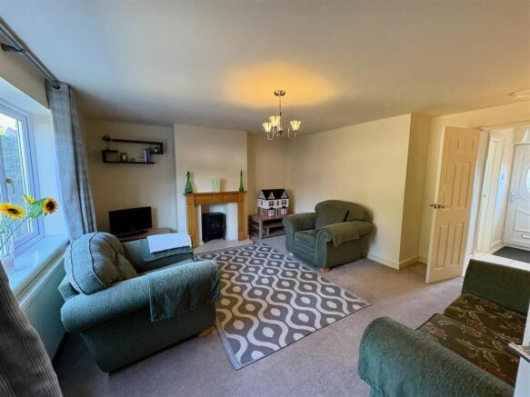 5, Ringhills Road, Bilbrook photo 4