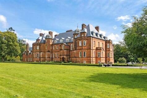 Apt 9, Ballochmyle House, Mauchline, KA5 6JZ