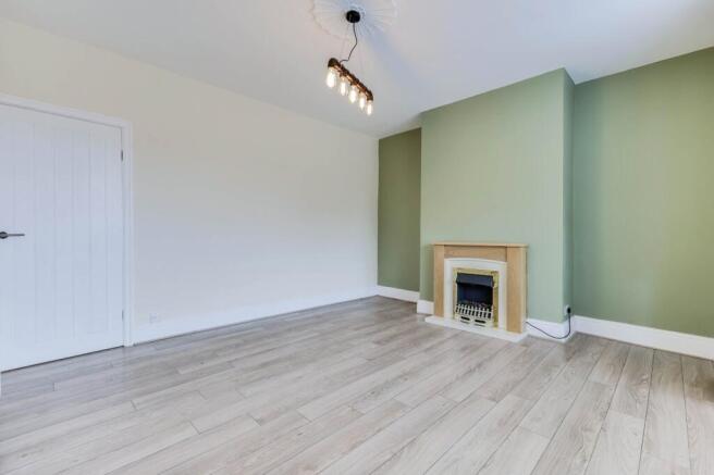 2 bed Semi-Detached for sale Image 8