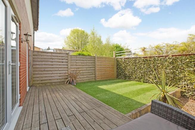 3 bed Semi-Detached for sale Image 10