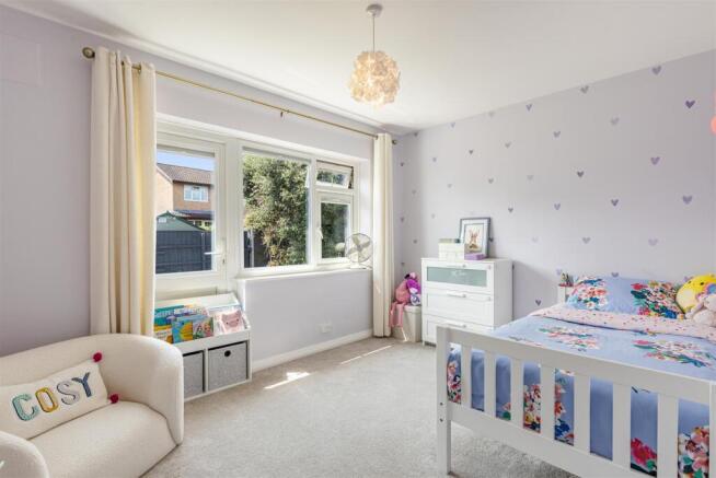 A23 - 20 Oxlea Close Torquay - 250714.jpg