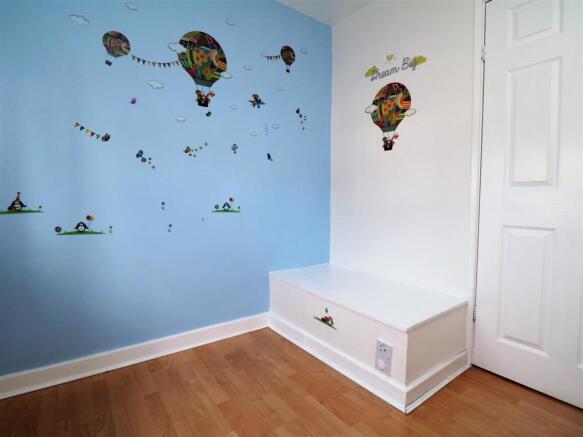 FRONT BEDROOM