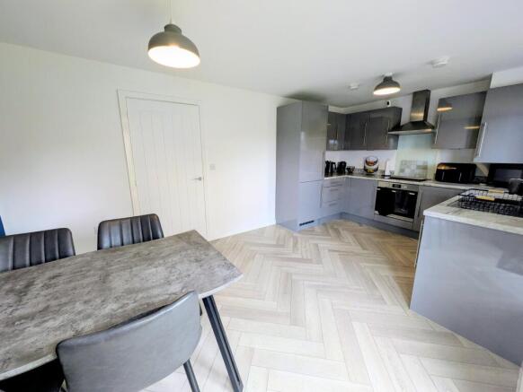 3 bed Detached for sale Image 10