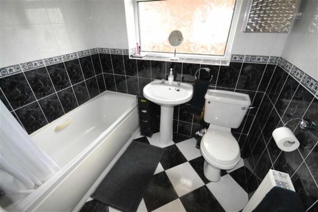 Ground Floor Bathroo