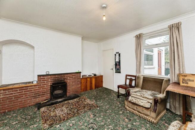 2 bed Terraced for sale Image 4