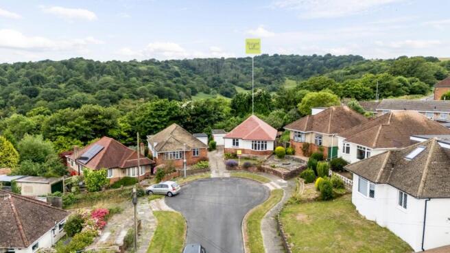 Park Close, 1-023logo.jpg