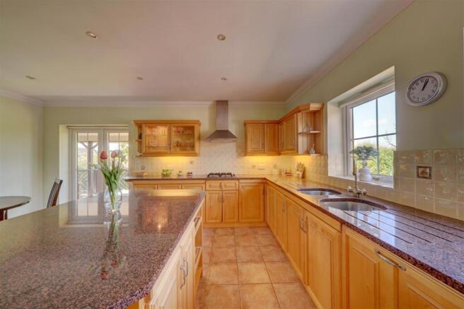 3a Sparrow Hall Lane