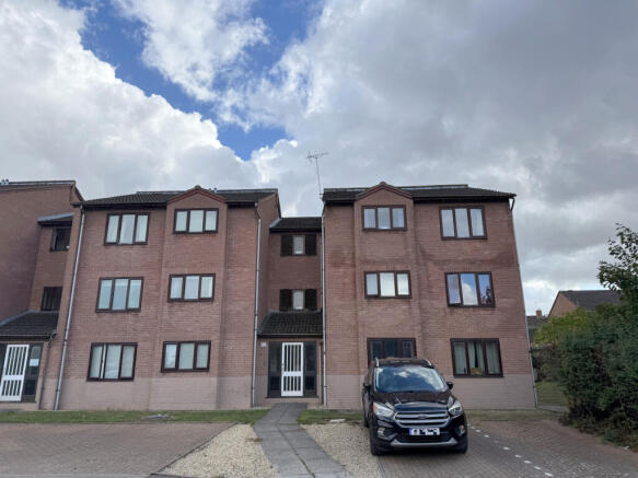 1 Bedroom Flat for Sale