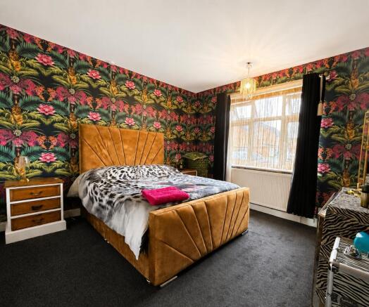 2 bed Bungalow for sale Image 7