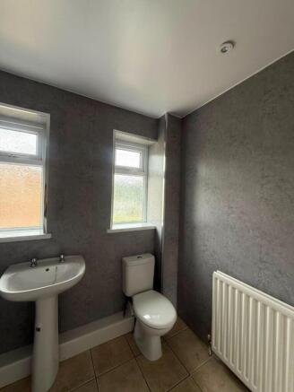 3 bed End of Terrace to rent Image 6