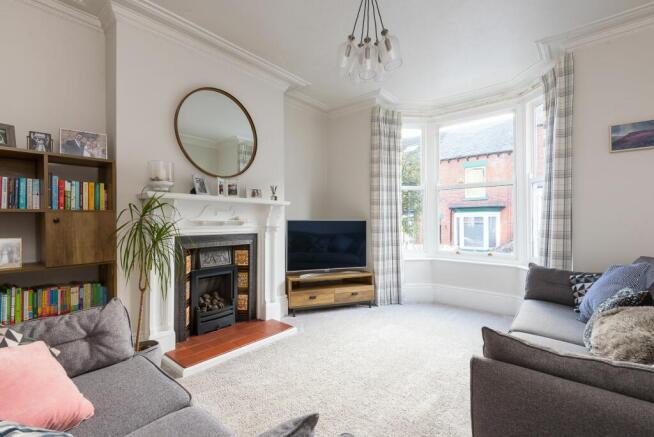 SITTING ROOM DINING ROOM AND KITCHEN