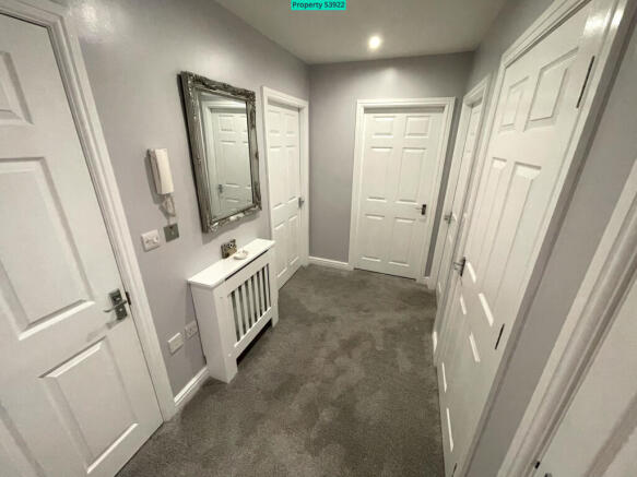 2 bed Apartment for sale Image 8