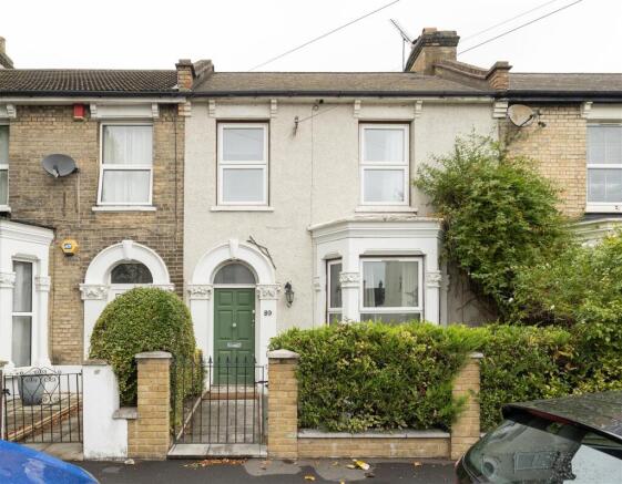 Carlyle Road, E12