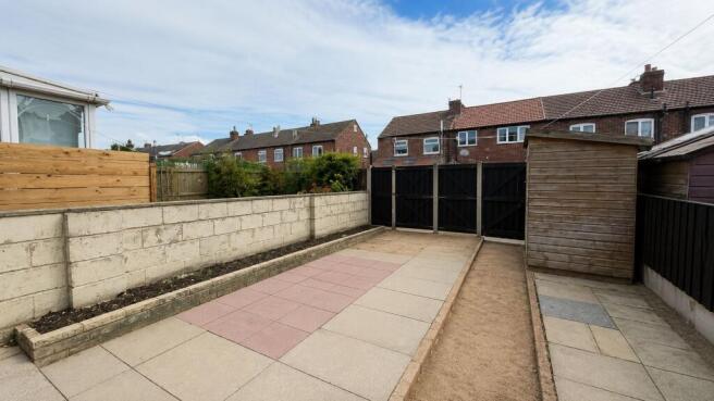 2 bed Terraced for sale Image 9