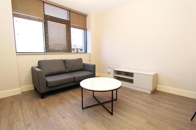 Living Room 2 .JPG