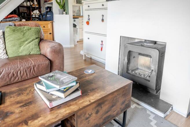 3 bed Semi-Detached for sale Image 11