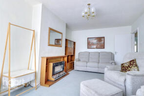 3, William Close, Romford RM5 3EX