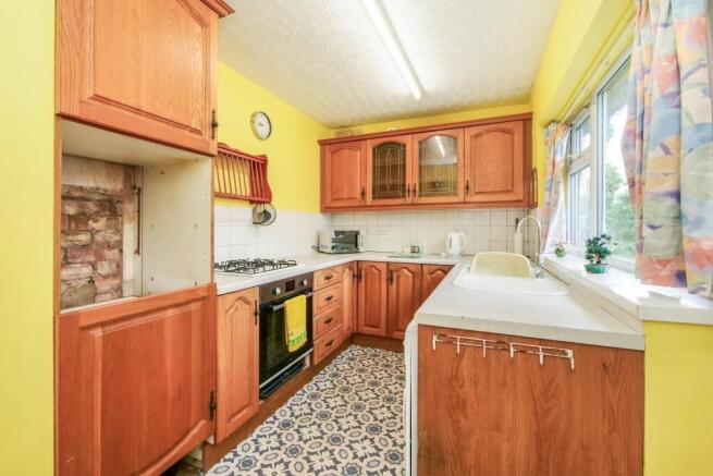 3 bed Detached Bungalow for sale Image 5