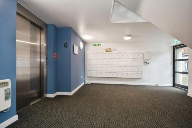 1 bed Flat for sale Image 5
