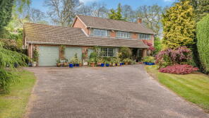 15, Whateley Green, Sutton Coldfield B74 2RL