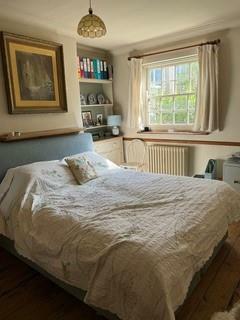 Dolphin Street bed 1.2.jpg