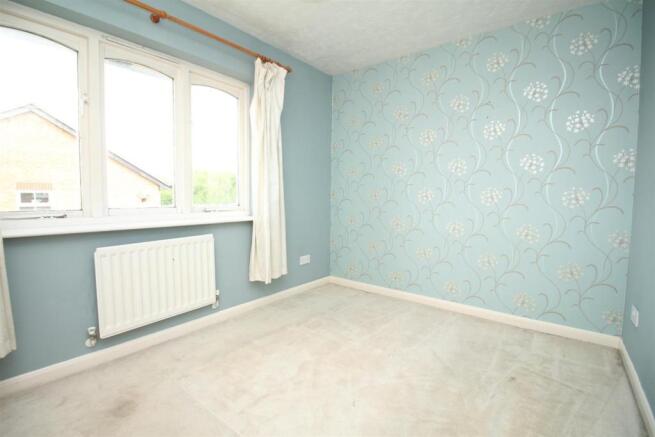 6 Bridleway Lane Master Bedroom.JPG