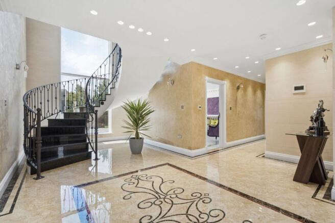 ENTRANCE HALLWAY