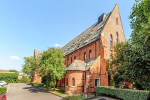 21, St Mary's Court, Stamford Brook Road, London W6 0XP