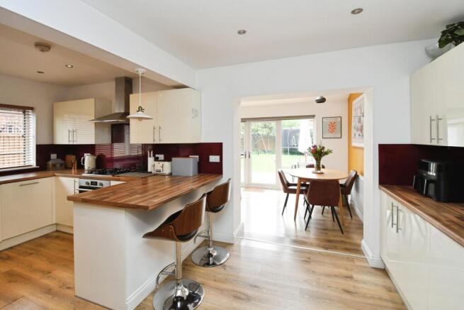 Kitchen/Breakfast