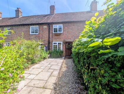 Wellers Town Road, Chiddingstone - Chain Free & with Garage