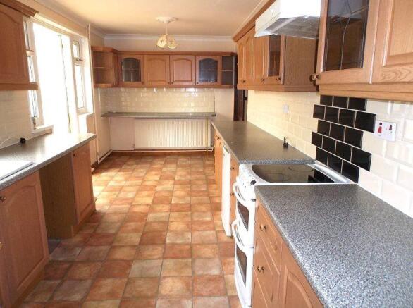 Kitchen / Breakfast Room