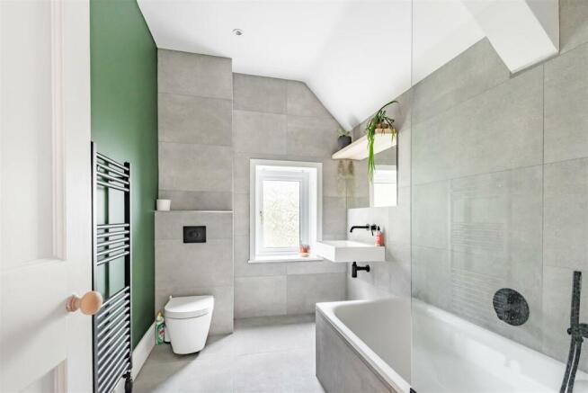 Family bathroom