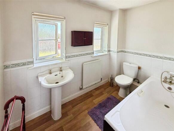 3 bed Detached for sale Image 4