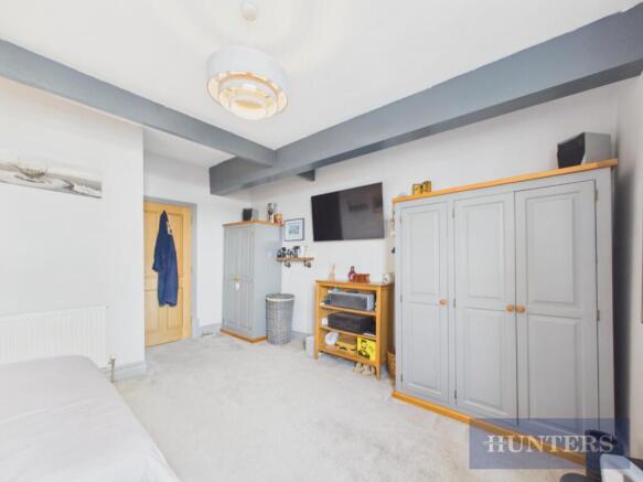 2 bed Flat for sale Image 12