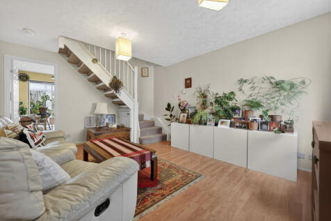 Burrow Road, London, London, SE22