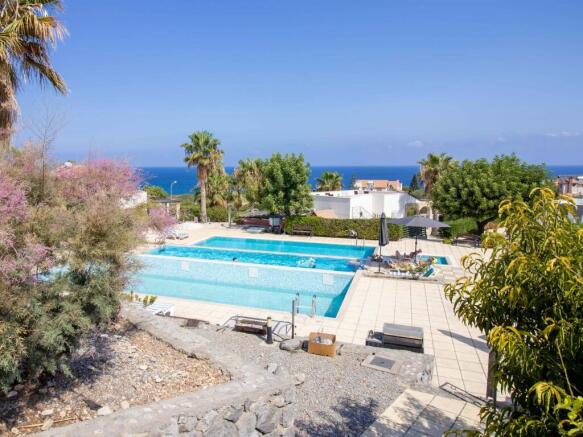 3-bedroom resale fully furnished semi-detached townhouse + communal pool + large terrace with sea views + walking distance to the beach Image 9999 2
