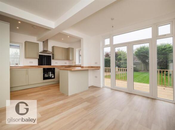 168PlumsteadRoadEast-12.jpg