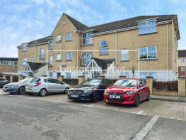 4, Buckingham Court, Windsor Close, Farnborough GU14 7NF