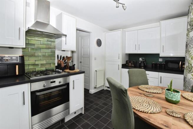 Kitchen / Diner
