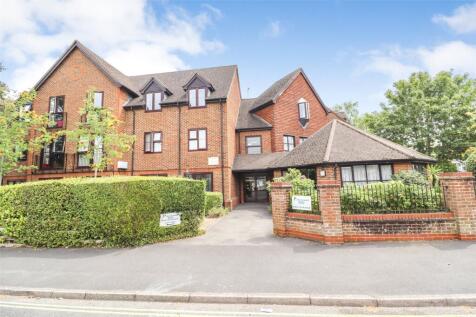 Pinewood Court, Fleet, Hampshire, GU51