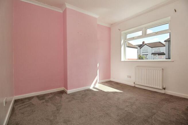 3 bed Terraced for sale Image 10