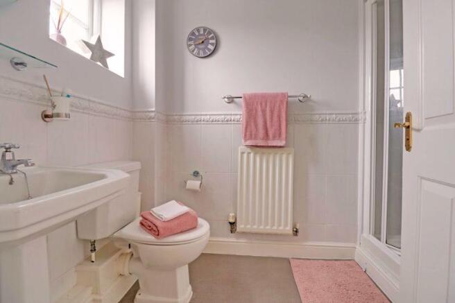 En-Suite 2