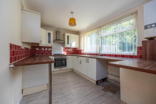 22 Kempthorne Gardens (8 of 14)