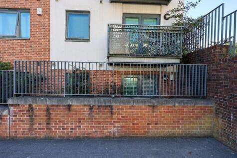 South Street, St Austell, PL25