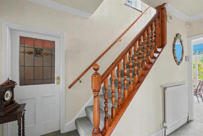 Hallway_1.jpeg