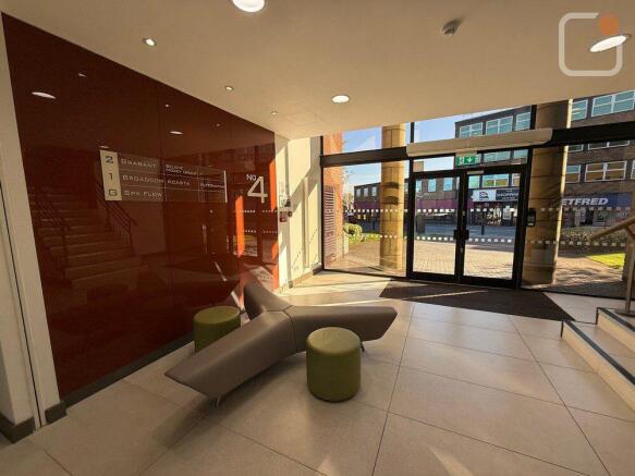 4 Station Road - Reception
