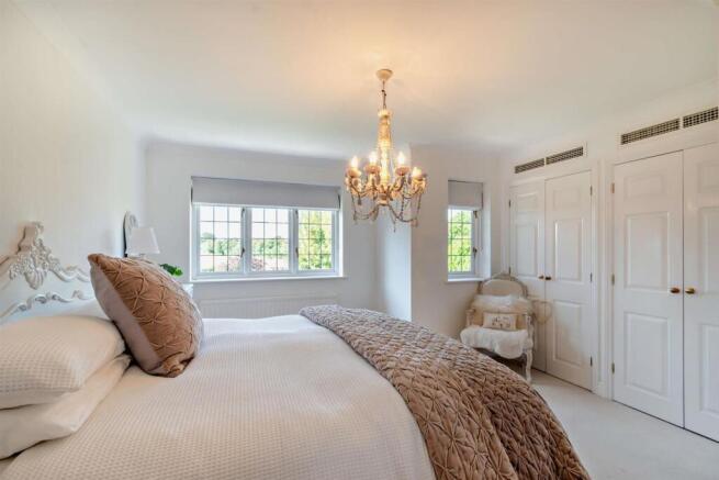 8569158-interior03-800.jpg