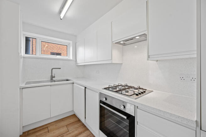 RCBB- flat 7 kingsclere court- exterior 6 (1)